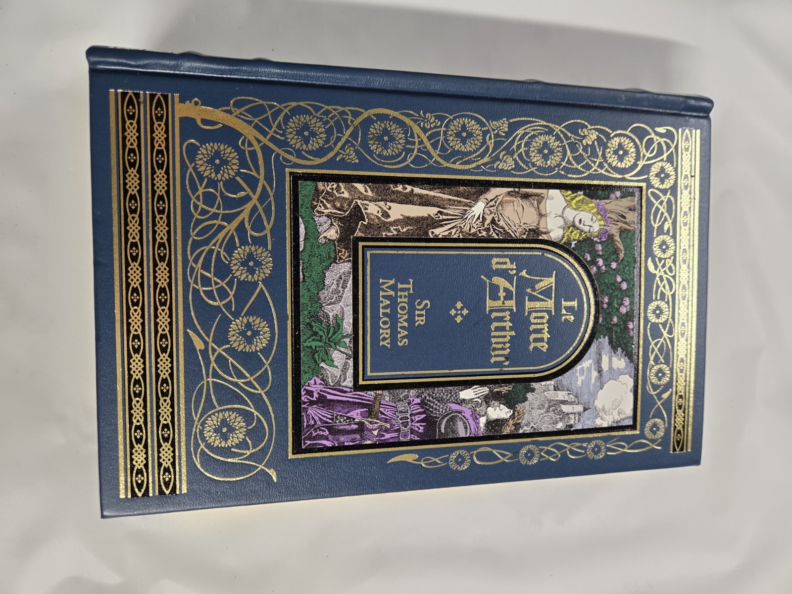 ​Title:Le Morte d\'Arthur SirThomas Malory LeatherBound Deluxe Edition Gold Gilt