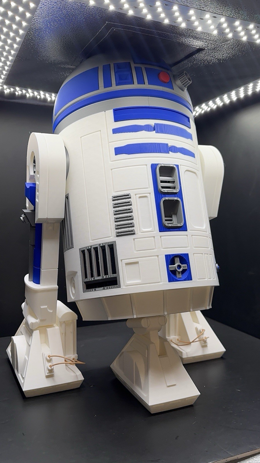 Star Wars R2-D2 Collectible Figure 3D printed Star Wars R2-D2 Collectible Figure 3D printed