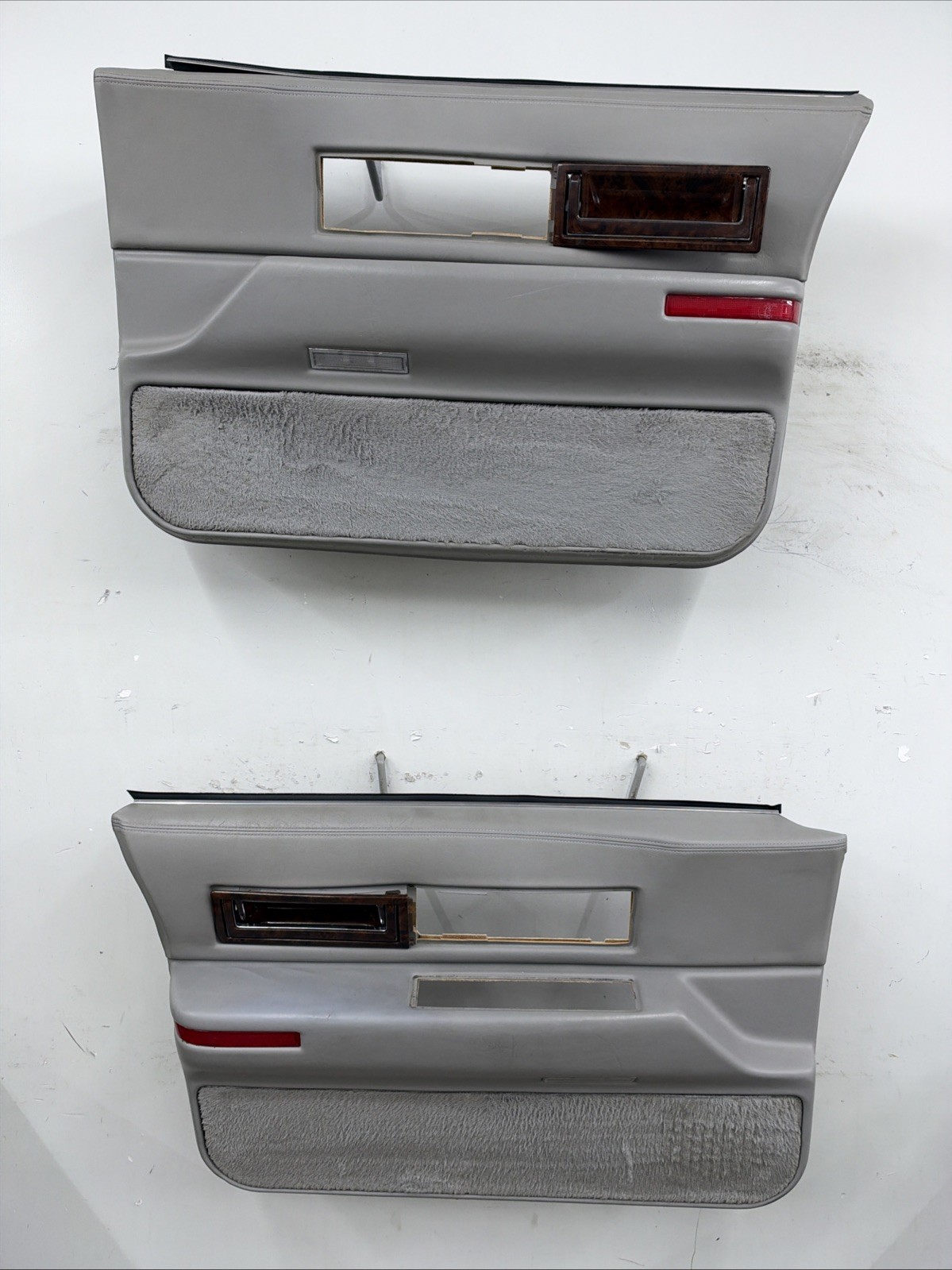 93-96 Cadillac Fleetwood Front Door Trim Panel Set Gray OEM