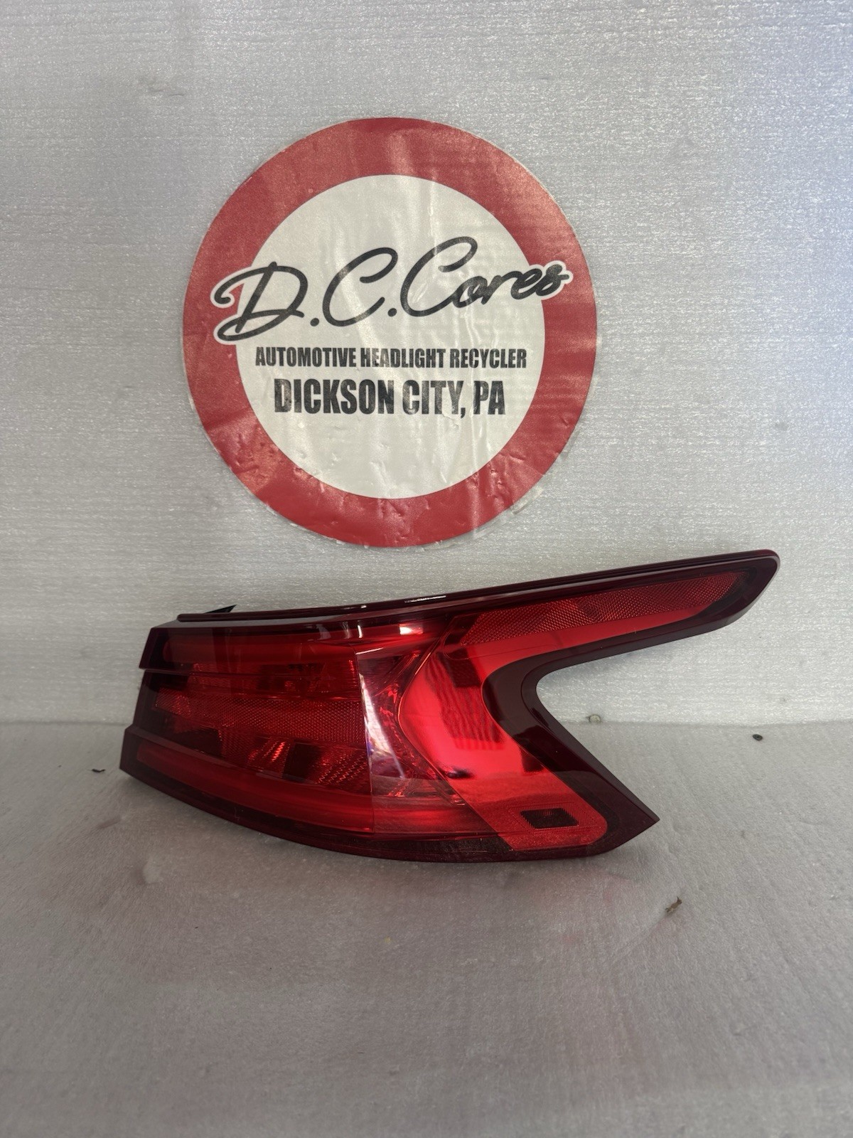 🌟NEW🌟NON OEM🌟16-18 NISSAN MAXIMA RIGHT SIDE LED TAIL LIGHT 🌟NEW🌟NON OEM🌟16-18 NISSAN MAXIMA RIGHT SIDE LED TAIL LIGHT