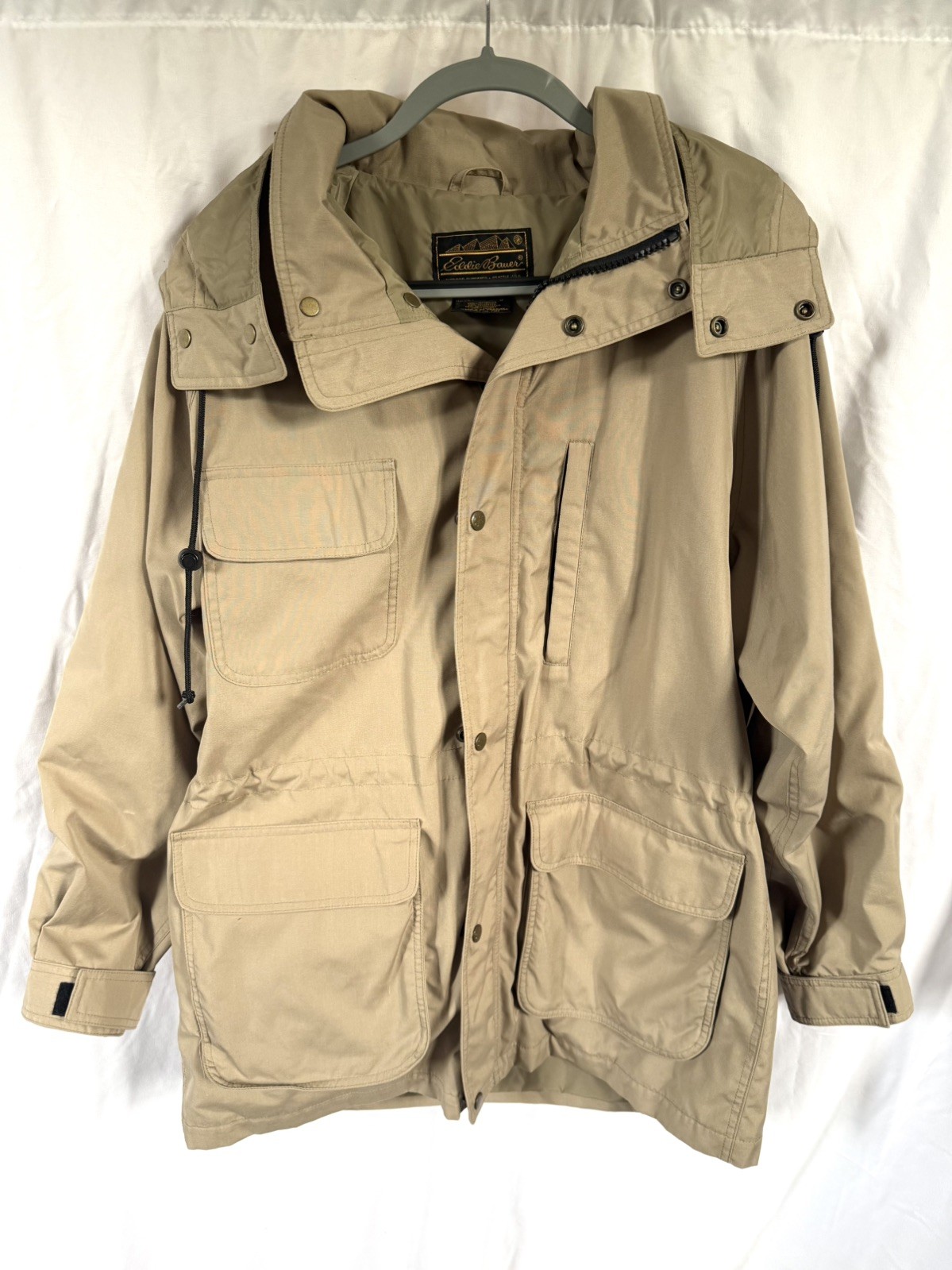 Vintage L Eddie Bauer Men’s Beige Hooded Field Jacket Full Zip With Hood Long Vintage L Eddie Bauer Men’s Beige Hooded Field Jacket Full Zip With Hood Long