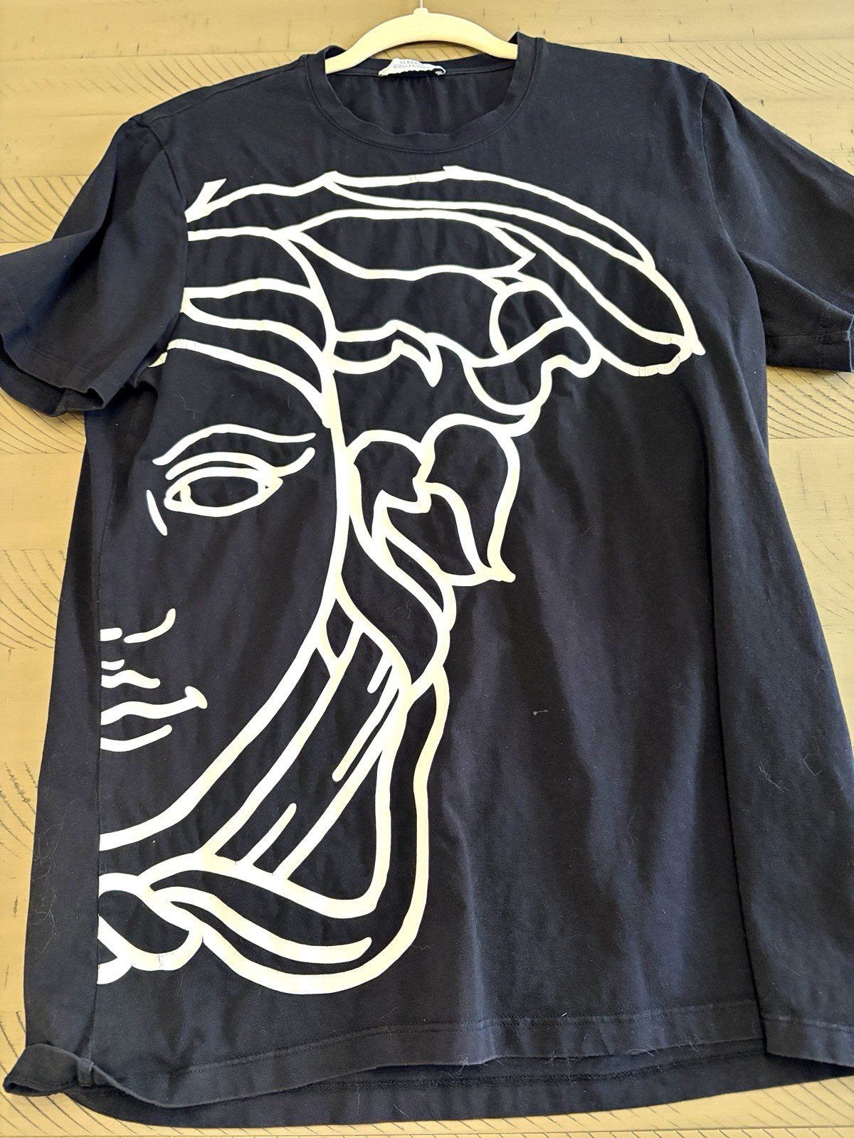 Versace Collection Medusa Logo Graphic Black Crew Neck Tee Short Sleeve L Versace Collection Medusa Logo Graphic Black Crew Neck Tee Short Sleeve L