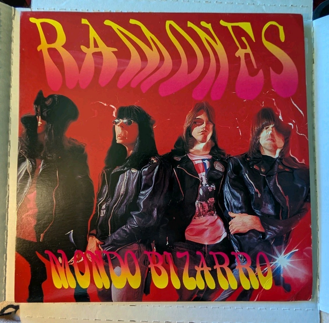 RAMONES - Mondo Bizarro 1992  RARE Ltd. 1st US  Issue LP Near Mint vinyl VG+