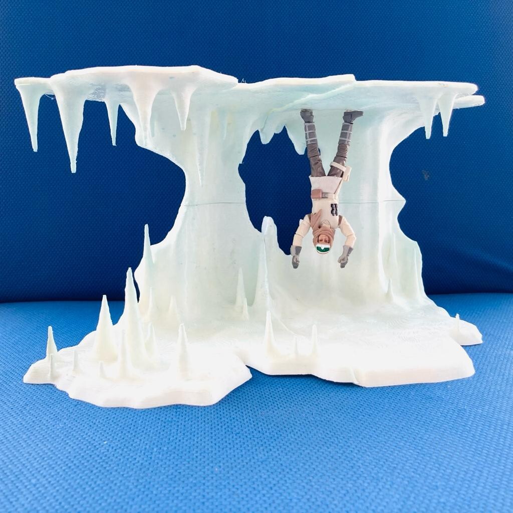 Wampa Cave Diorama for 3.75 IN (1:18) FIGURE