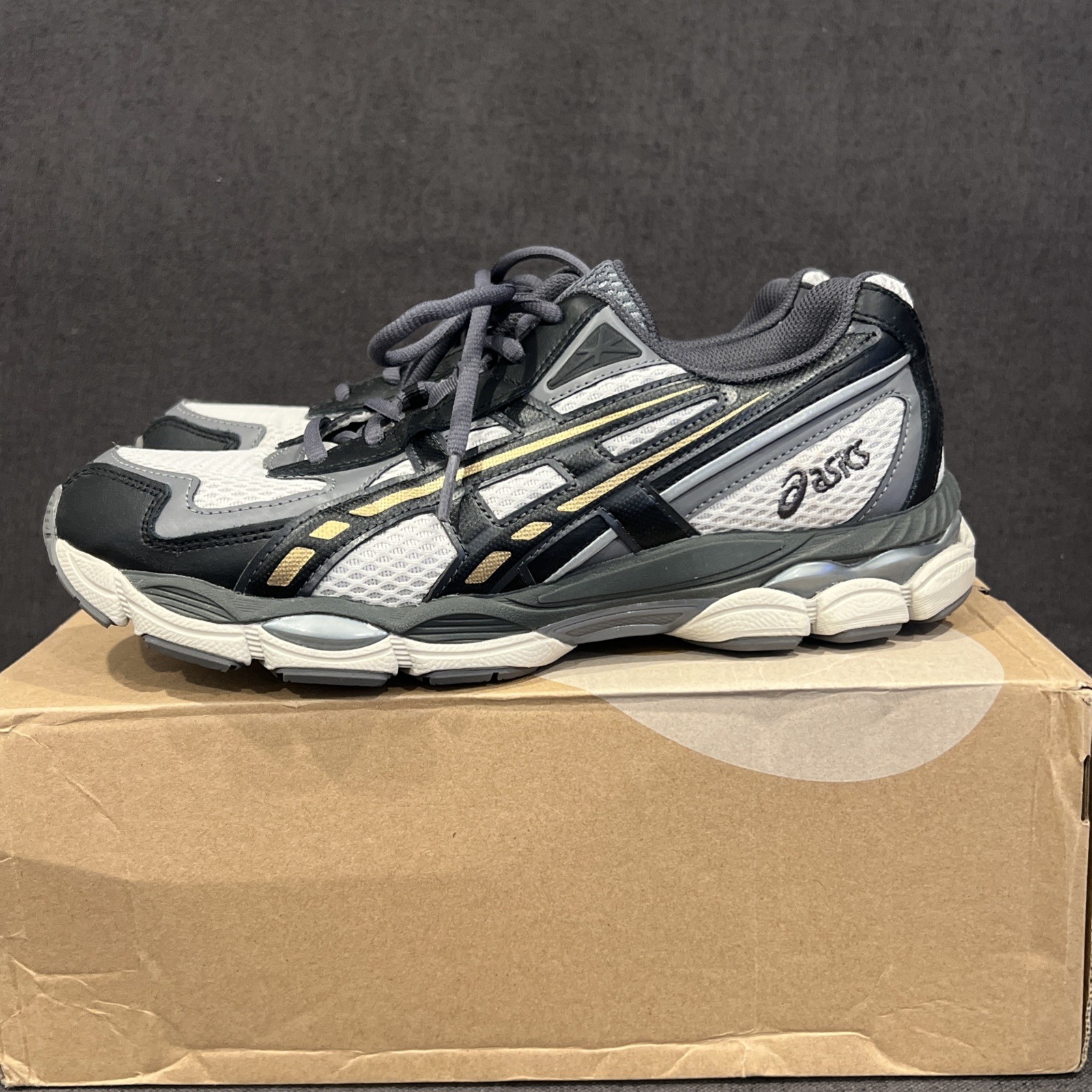 ASICS GEL-NYC 2055 1203A542-023 SMOKE GREY/OBSIDIAN GREY MENS New in Box