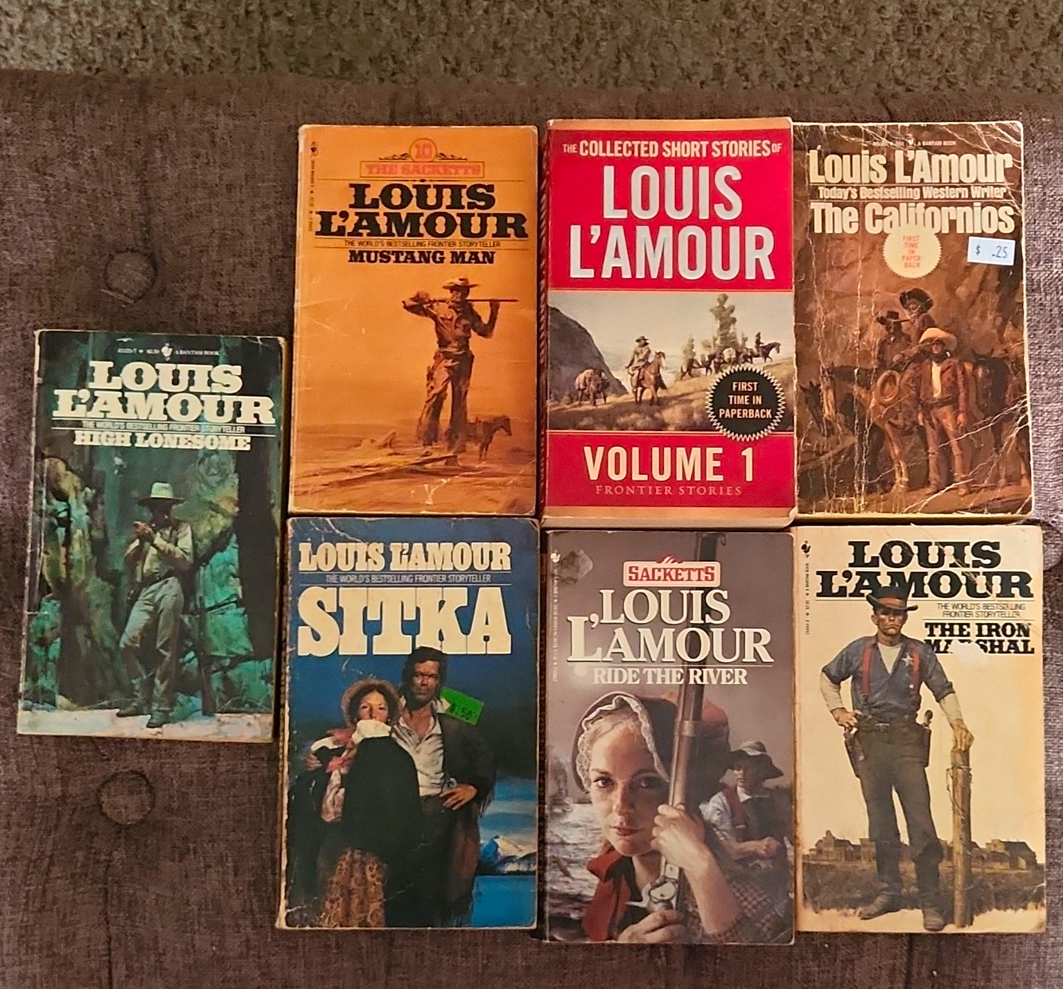 Louis L\'Amour Lot of 7 Western Paperback Books Louis L\'Amour Lot of 7 Western Paperback Books