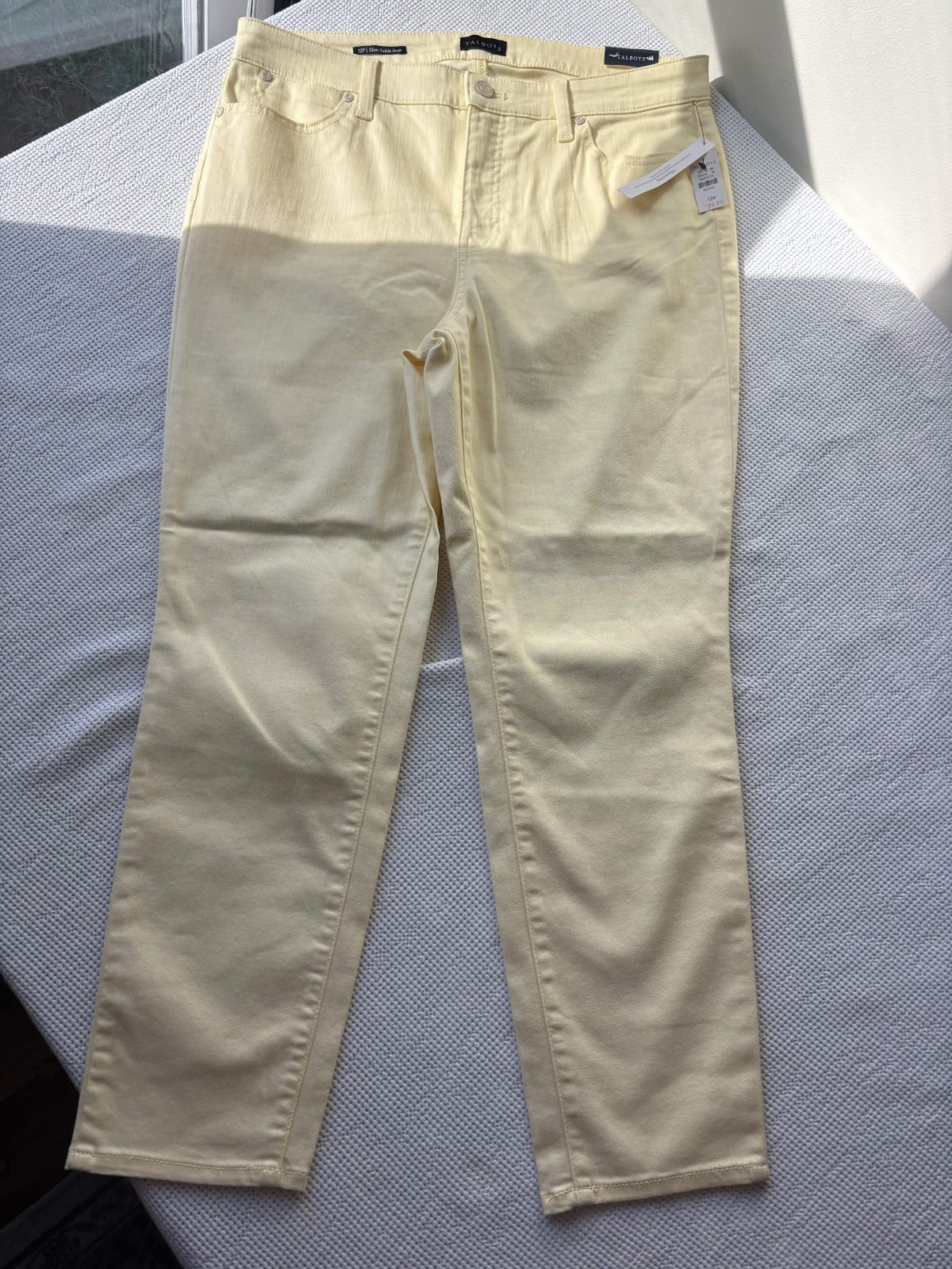 NWT Talbots Women\'s 12P Pale Yellow Slim Ankle Jean