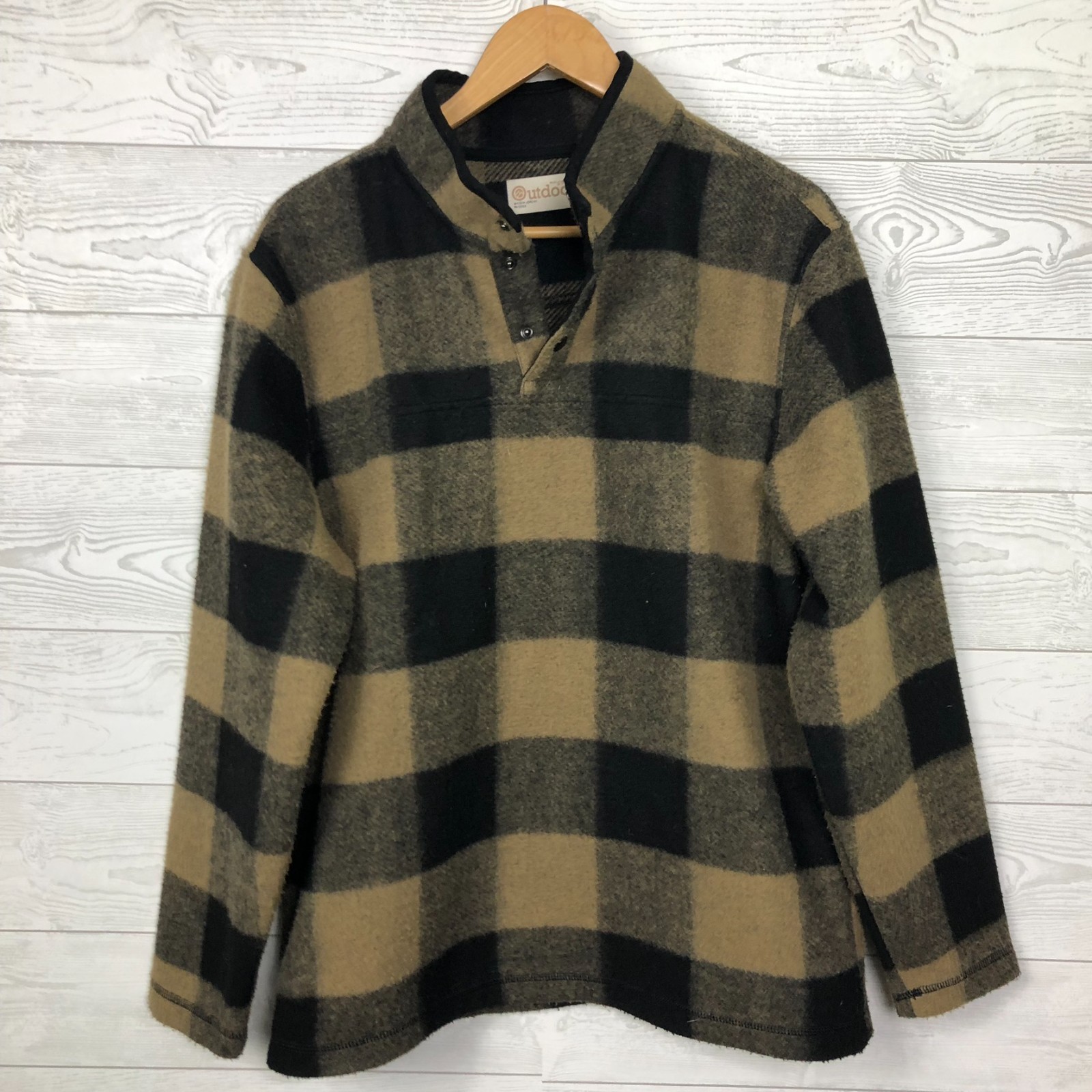 Roundtree & Yorke Outdoor Men\'s Large Buffalo Plaid Long Sleeve Pullover Snap T