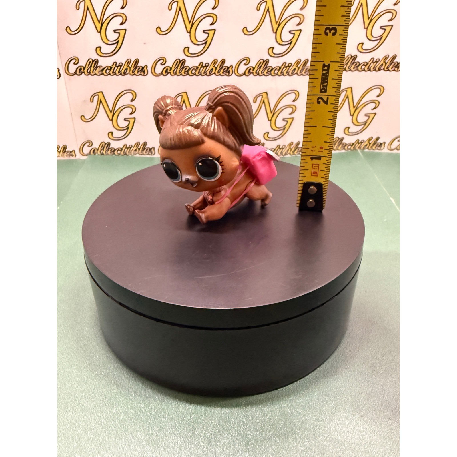 LOL Surprise Pets Fancy Mutt Brown Dog Figure with Pink Backpack MGA 2 Inch