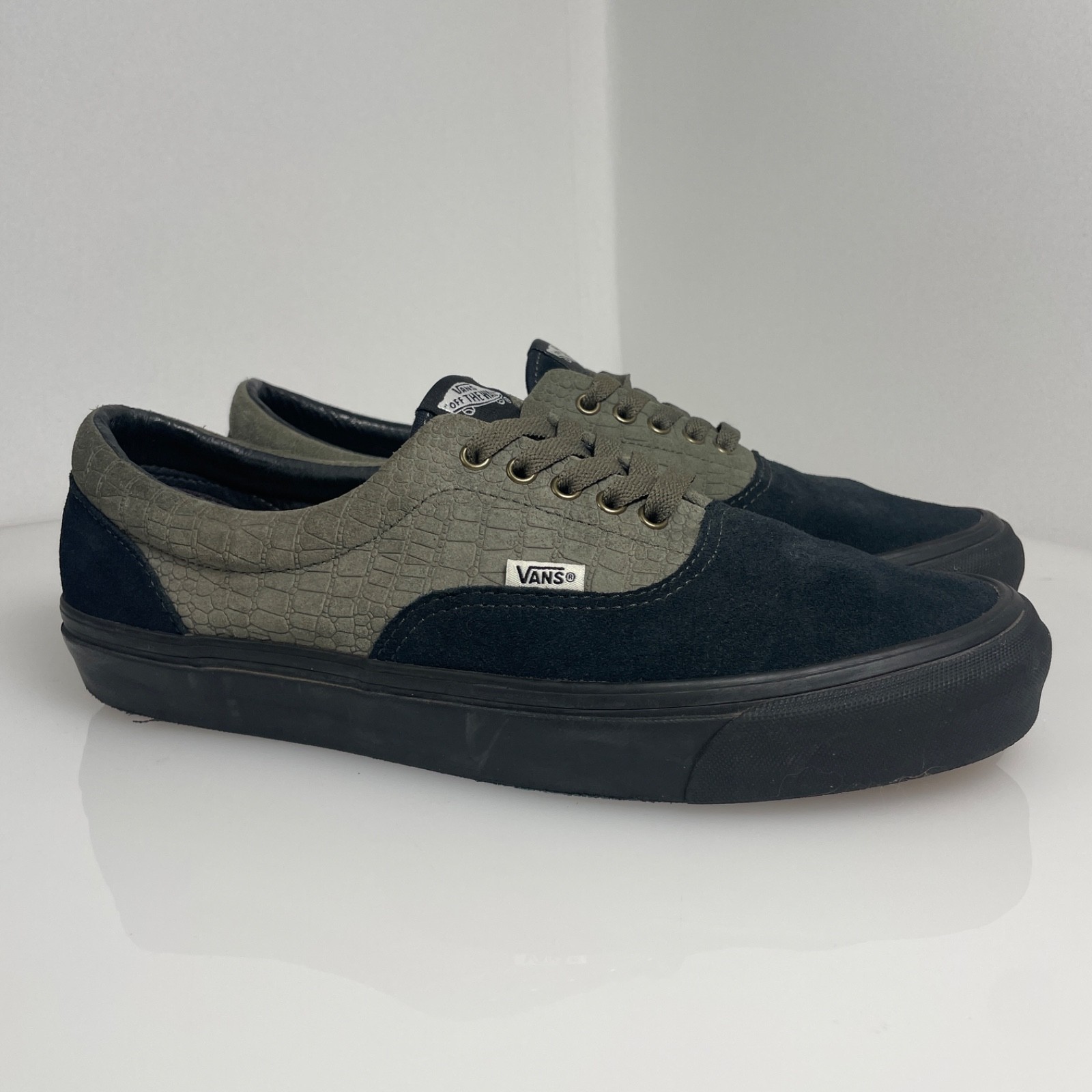 VANS Og Era LX WTAPS Black Croc (SKU VN0A3CXNU9T) Men\'s size 10.5 RARE