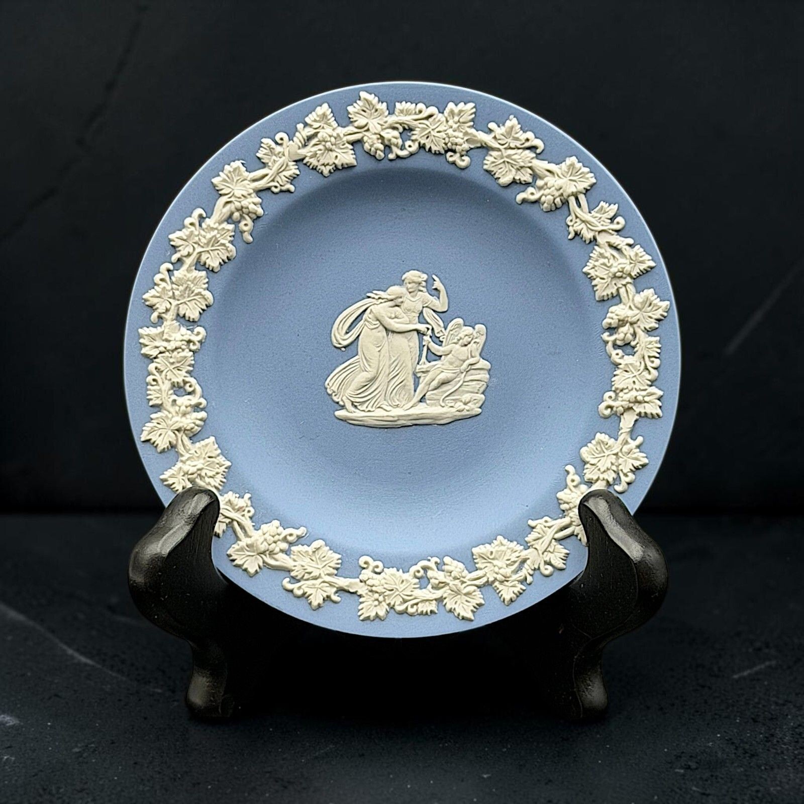 Vtg. Wedgwood Blue Jasperware 4.25 Vtg. Wedgwood Blue Jasperware 4.25