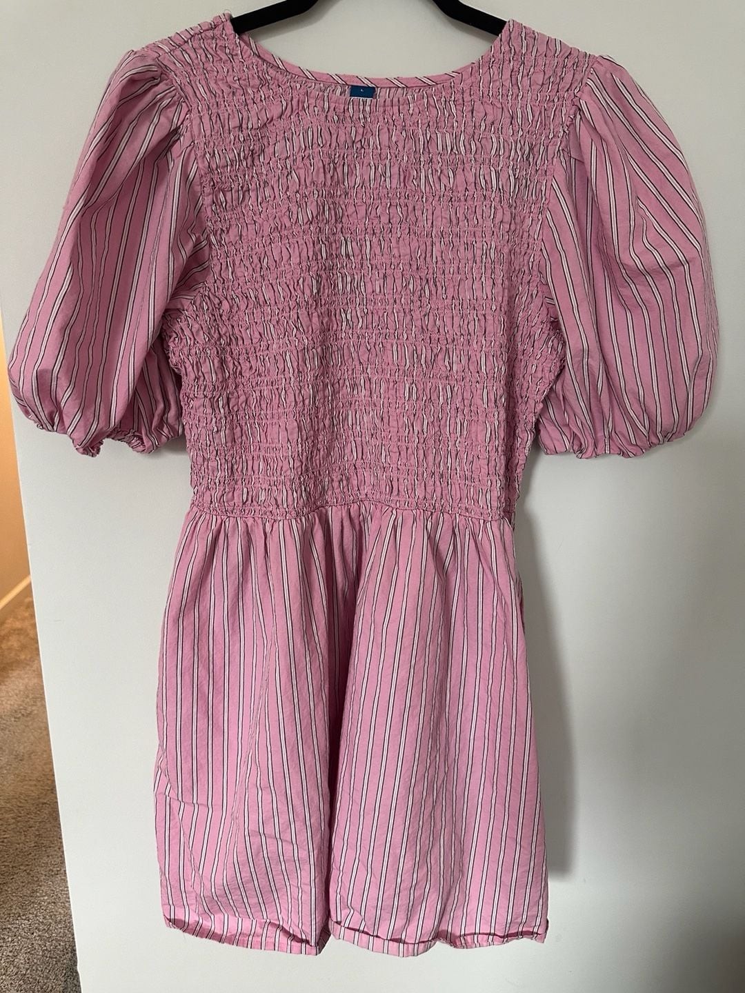 Old Navy Smocked Puff-Sleeve Flare Mini Dress Pink Striped Size L Old Navy Smocked Puff-Sleeve Flare Mini Dress Pink Striped Size L