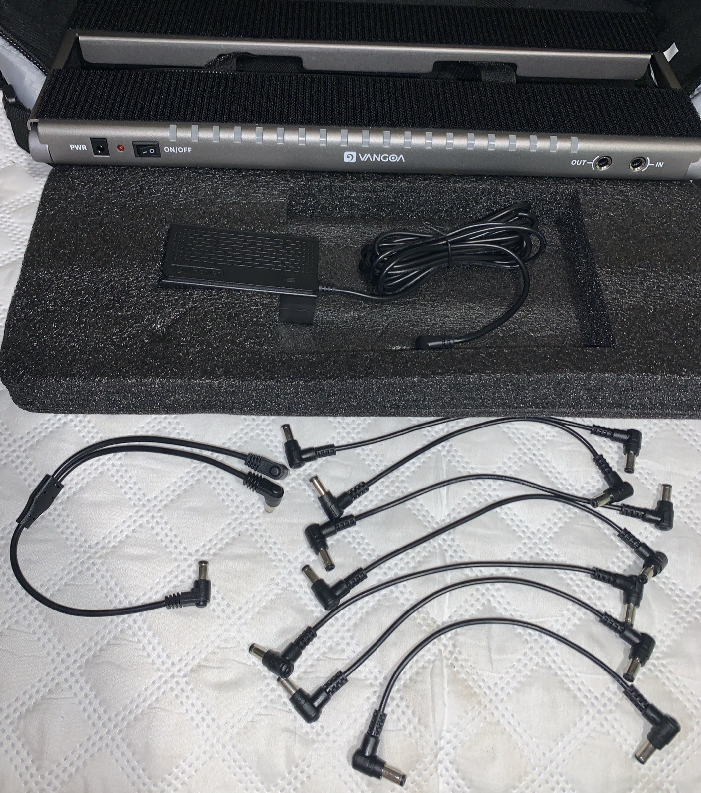 Vangoa Guitar Pedal Board W/Built-in Isolated Power Supply,VPPD-S Aluminum‼️READ