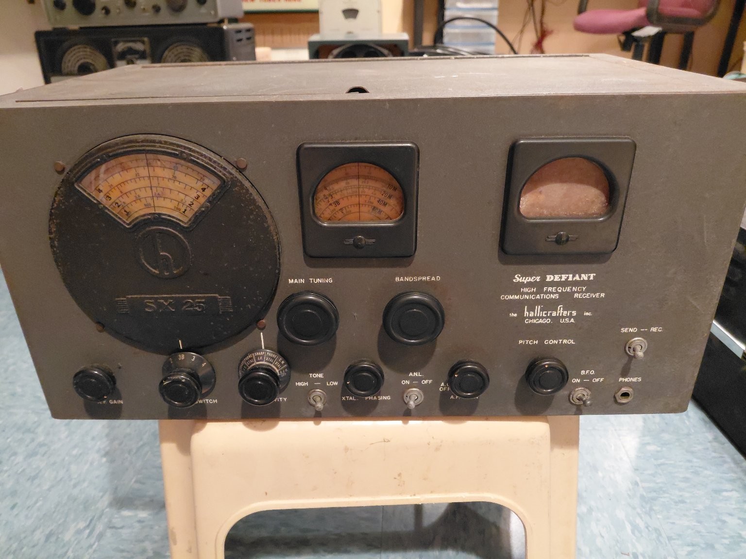 Hallicrafters SX-25 Super Defiant Ham Radio Receiver Vintage Tube HF