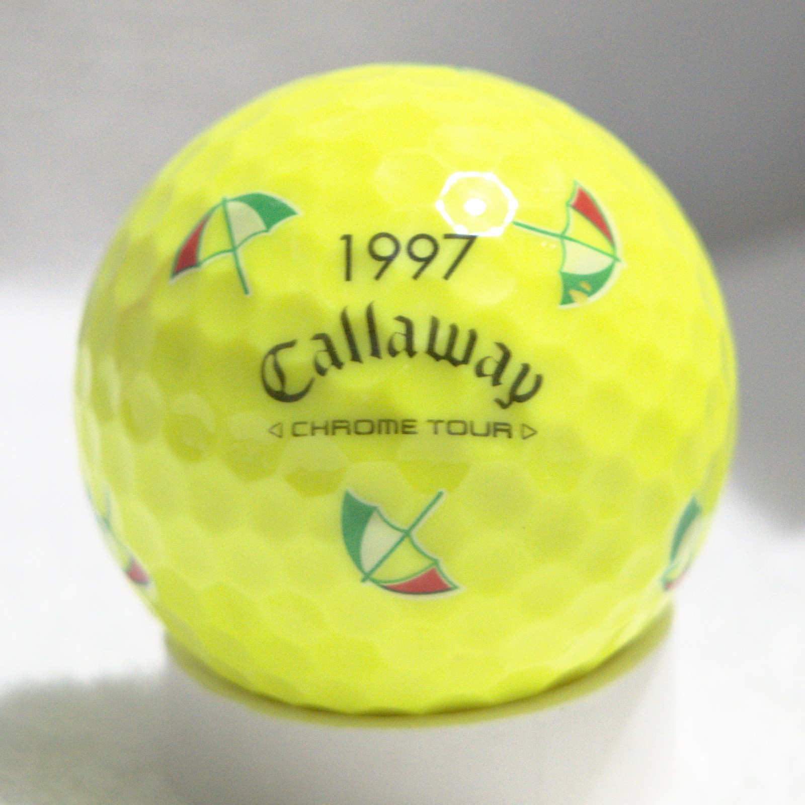 Callaway Chrome Tour Yellow Arnold Palmer Umbrella Golf Ball Collectible Callaway Chrome Tour Yellow Arnold Palmer Umbrella Golf Ball Collectible
