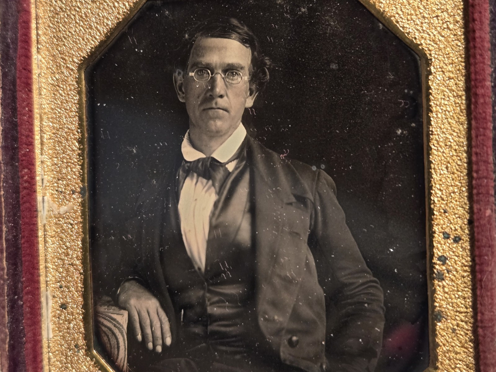 Sixth plate daguerreotype of man relaxed wearing glasses early image 1840s
