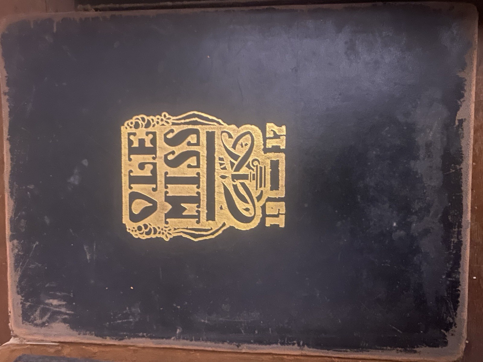 1917 Ole miss Yearbook