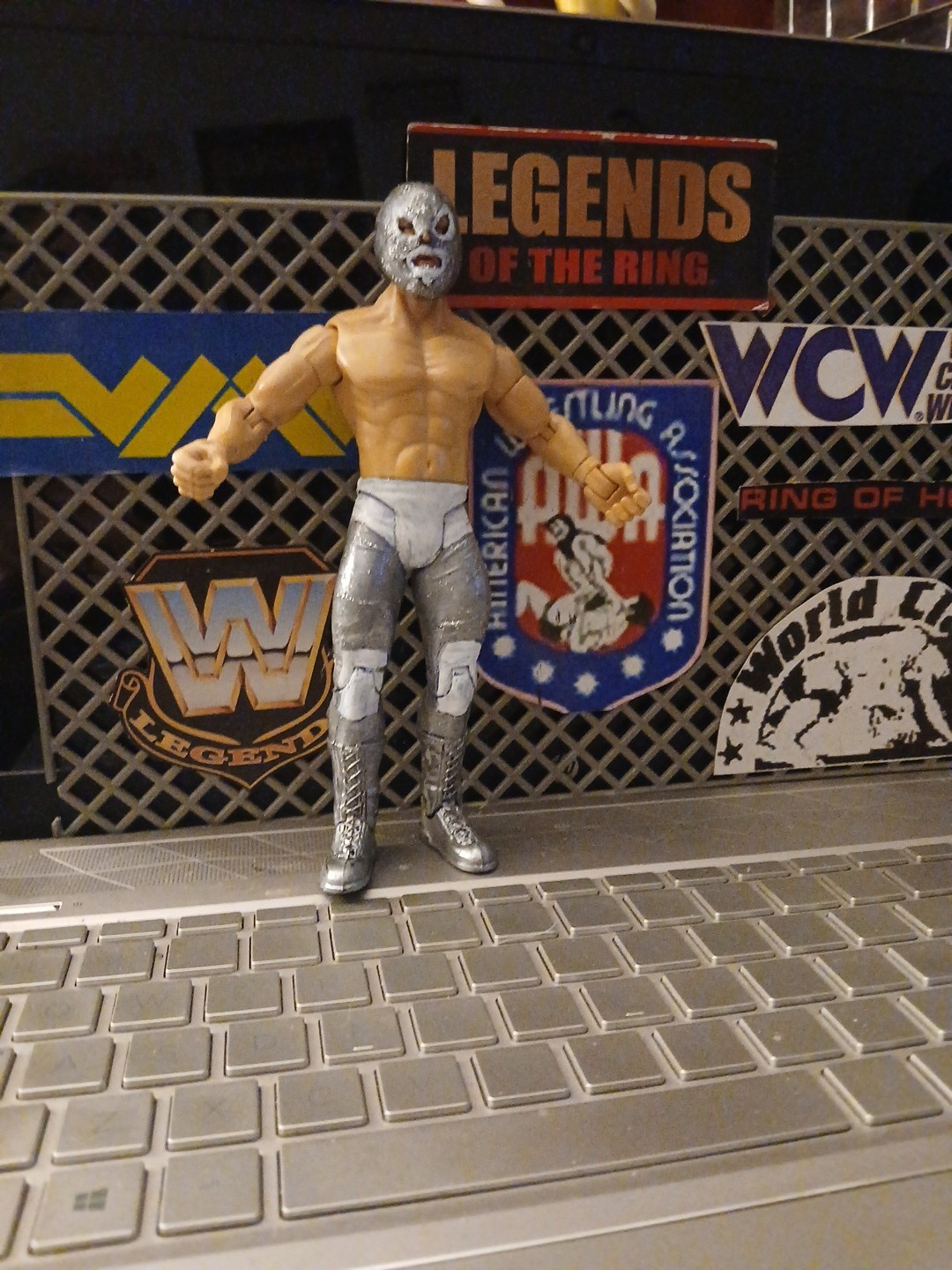custom WRESTLING LUCHA LIBRE FIGURE EL SANTO FIGURE
