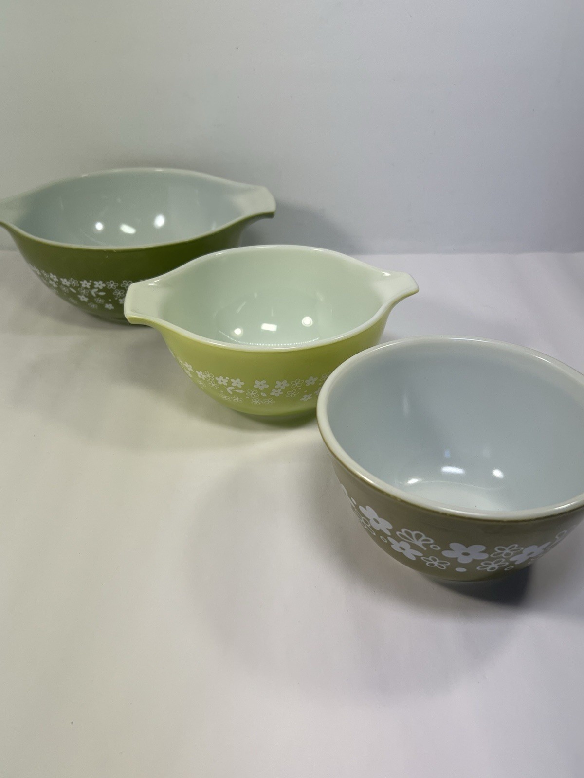 Vintage Pyrex Crazy Daisy Spring Blossom 441 & 442 Cinderella Mixing Bowls + 401