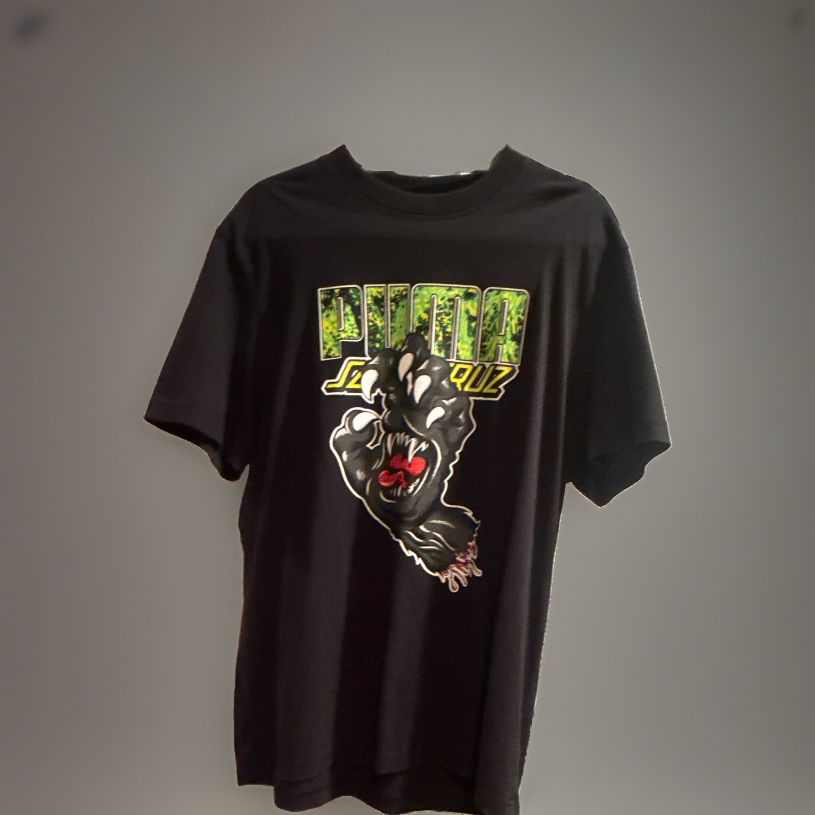 PUMA x Santa Cruz Men’s L Black Knit Logo Graphic Crew Neck Short Sleeve Tee PUMA x Santa Cruz Men’s L Black Knit Logo Graphic Crew Neck Short Sleeve Tee