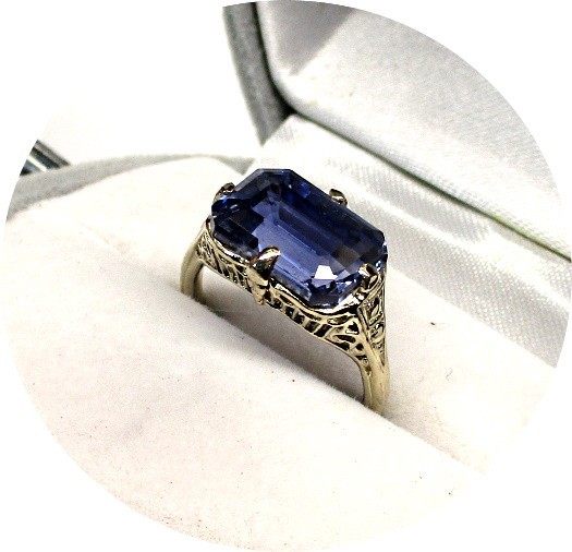 Montana Blue SAPPHIRE Ring - Solid 14k Yellow Gold - Art Deco - Antique Filigree Montana Blue SAPPHIRE Ring - Solid 14k Yellow Gold - Art Deco - Antique Filigree