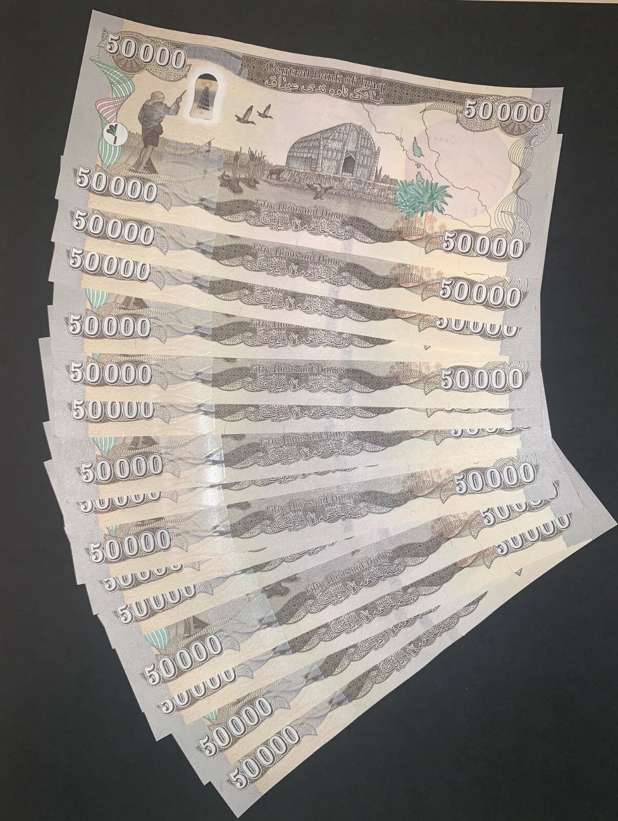 300,000 IRAQI DINAR       6 x 50,000 IQD      NEW AUTHENTIC IRAQ CURRENCY w COA