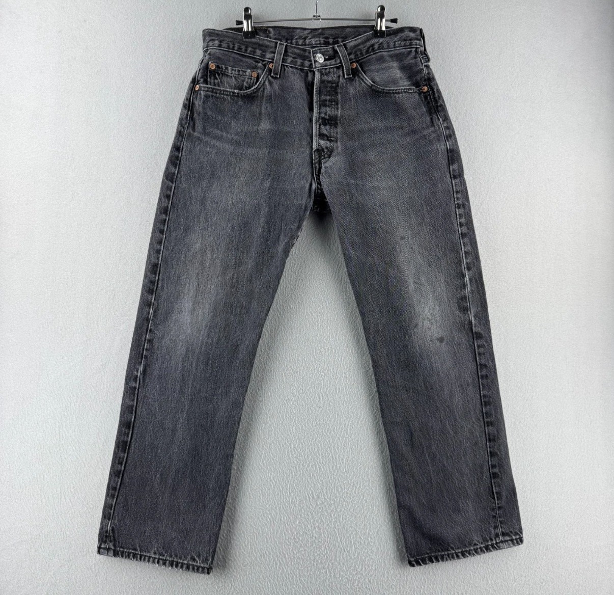 Levis Jeans Mens 33x30 (Fits 31x27) Black Denim 501 Straight Button Fly Y2K 2008 Levis Jeans Mens 33x30 (Fits 31x27) Black Denim 501 Straight Button Fly Y2K 2008