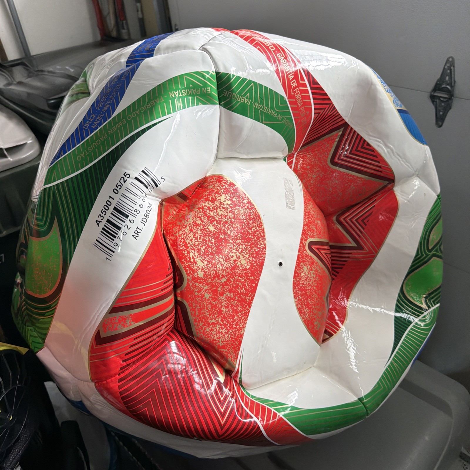 Adidas FIFA World Cup 2026 Trionda JUMBO Soccer Ball Display Piece Rare 