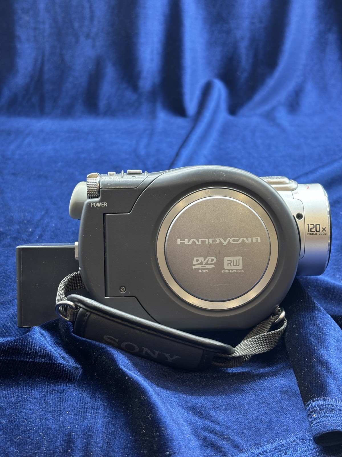 Sony Handycam DCR-DVD405/Camera Only/ Working Sony Handycam DCR-DVD405/Camera Only/ Working