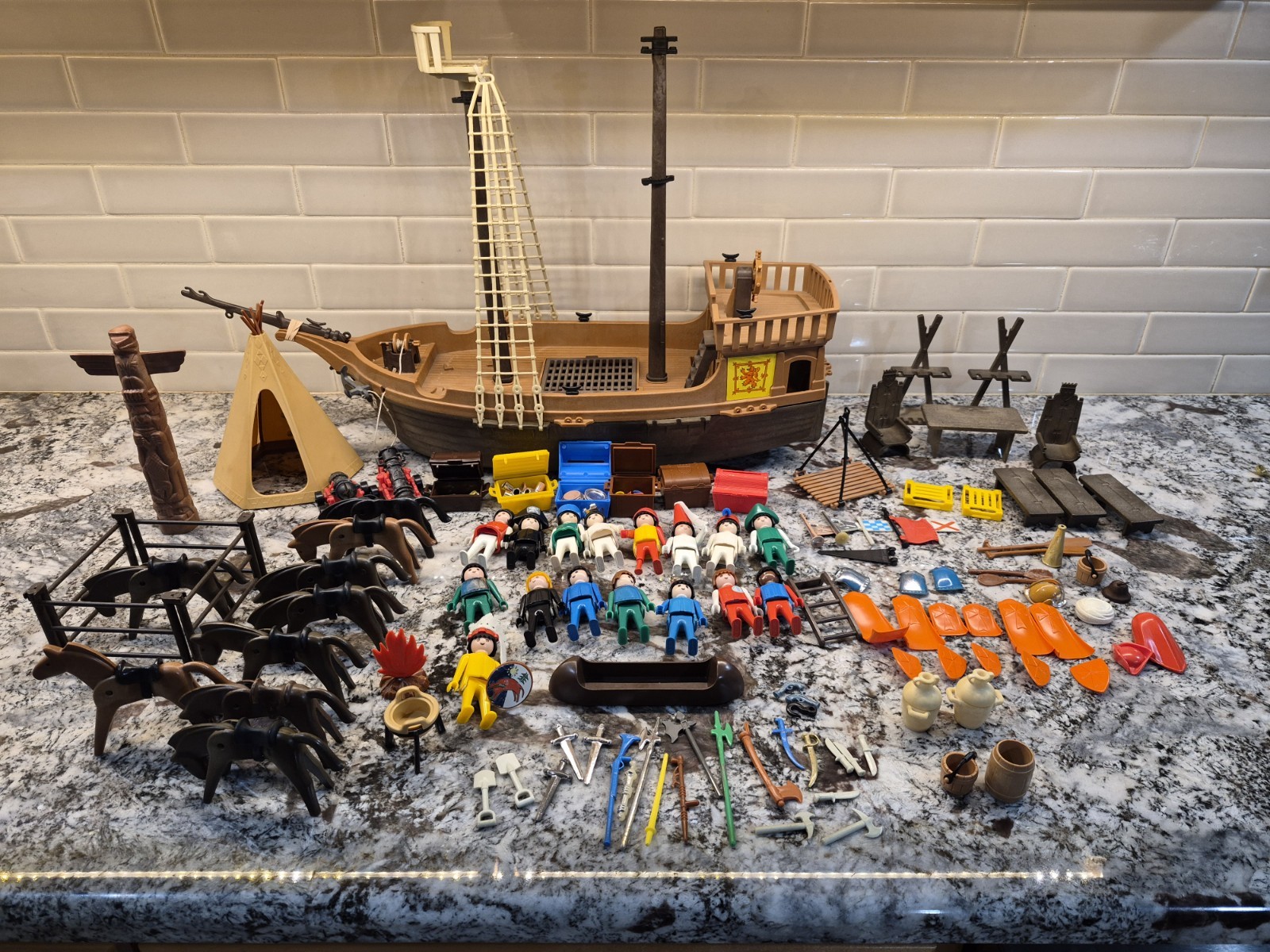 vintage 1974 playmobil pirate ship geobra,Indian, 9 Horses, Lot 16 Figures