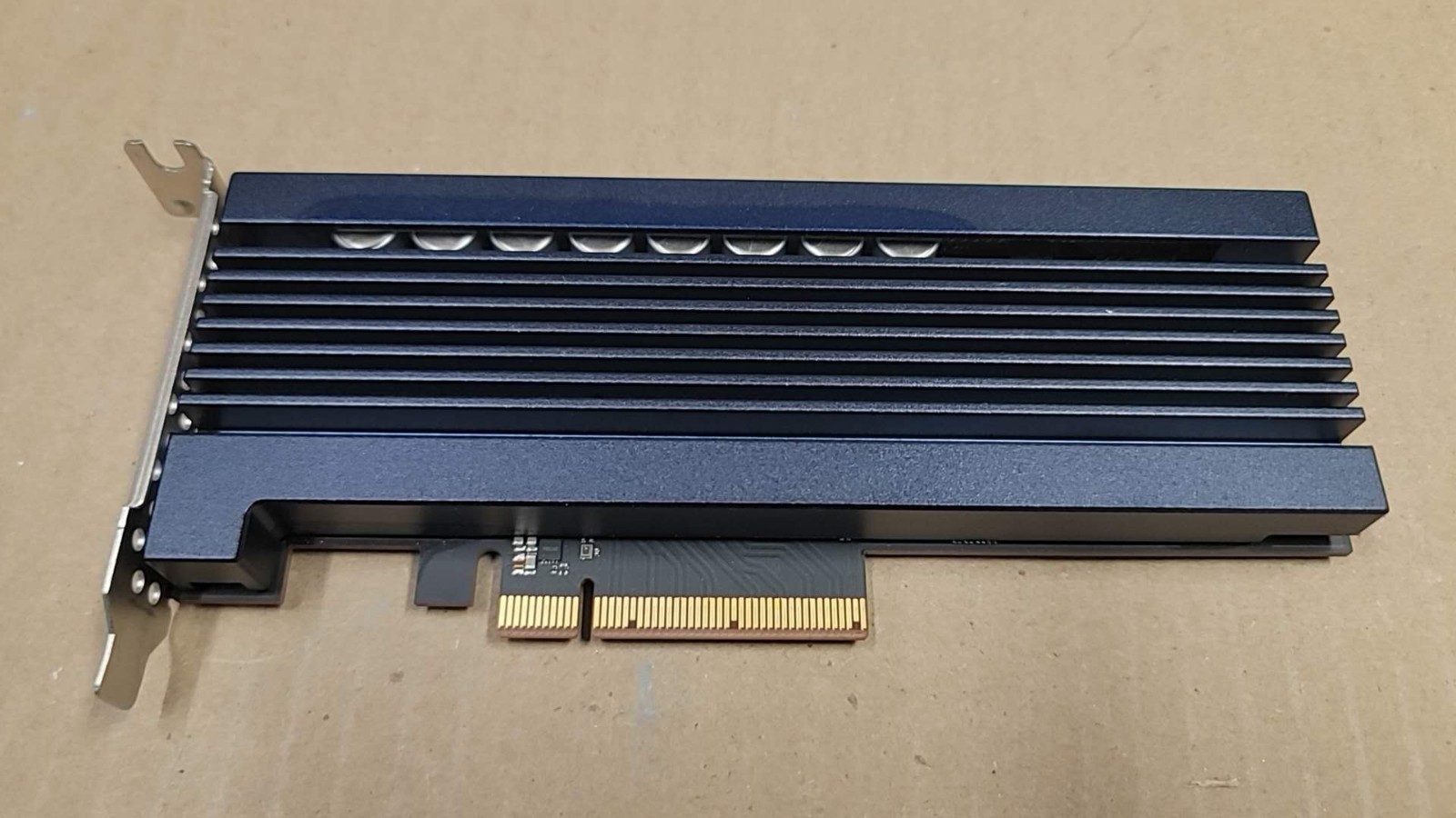 DELL SAMSUNG PM1725 0XTTR5 3.2TB SSD PCIE HHHL MZPLK3T2HCJL-000D3 MZ-PLK3T2A DELL SAMSUNG PM1725 0XTTR5 3.2TB SSD PCIE HHHL MZPLK3T2HCJL-000D3 MZ-PLK3T2A