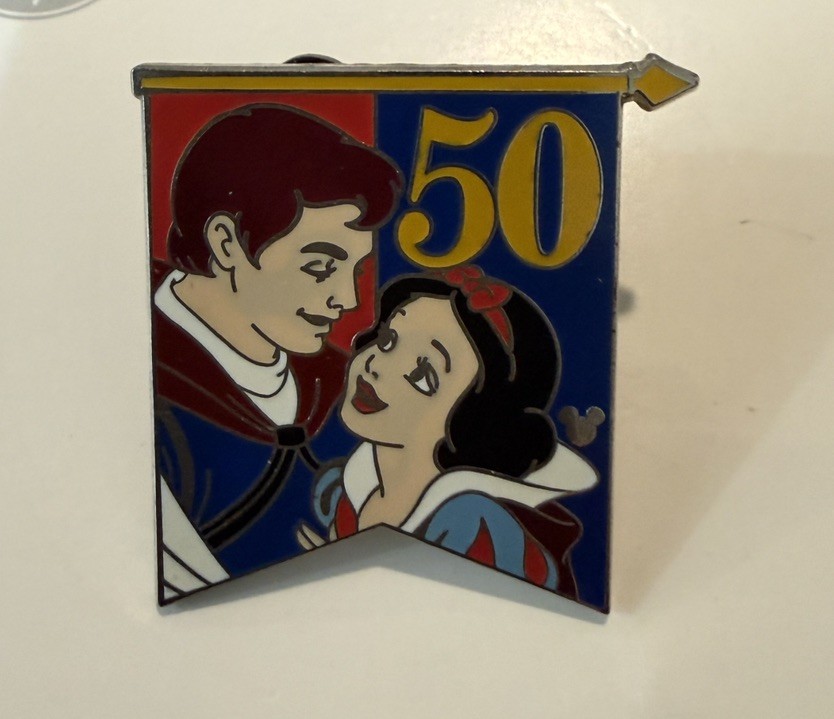 Disney DLR Cast Lanyard Snow White 50th Anniversary Banner Pin Disney DLR Cast Lanyard Snow White 50th Anniversary Banner Pin