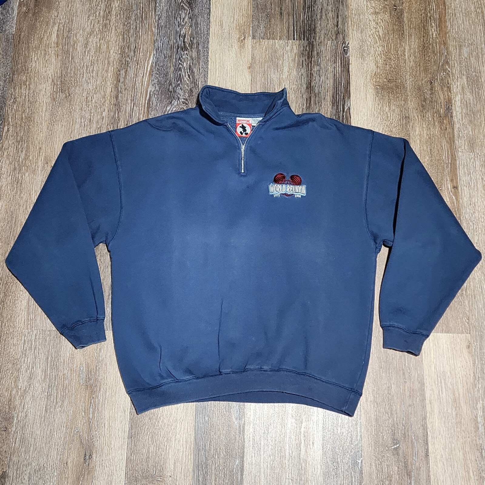 VTG Walt Disney World 25th Anniversary Size XL Sweatshirt Embroidered Mickey Inc
