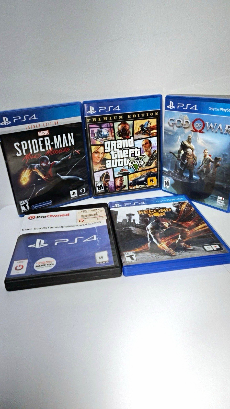Sony PlayStation 4 Slim Console Bundle w Controller, Cables & Games Spider-Man