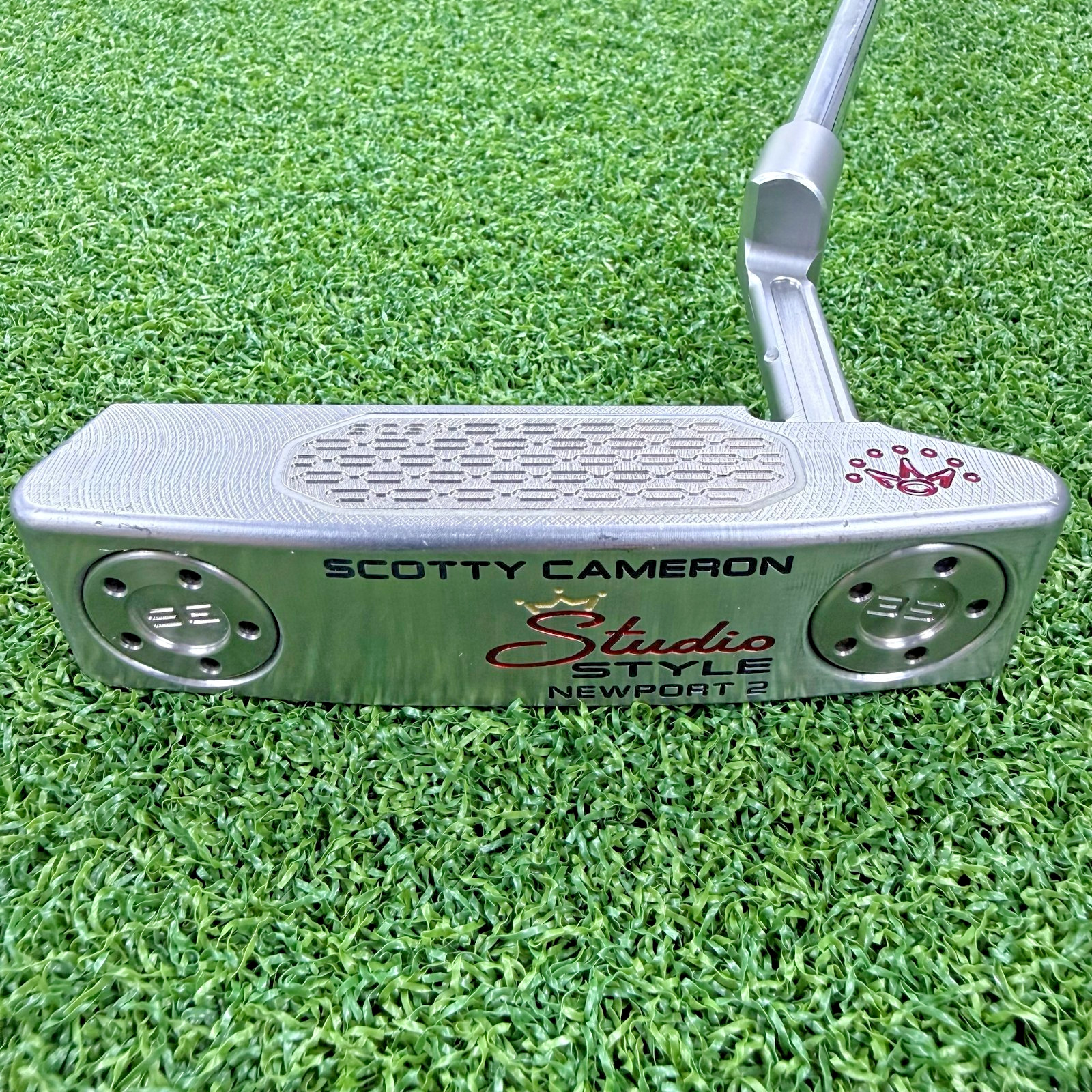 Titleist 2025 Scotty Cameron Studio Style Newport 2 Putter RH Regular Shaft Titleist 2025 Scotty Cameron Studio Style Newport 2 Putter RH Regular Shaft
