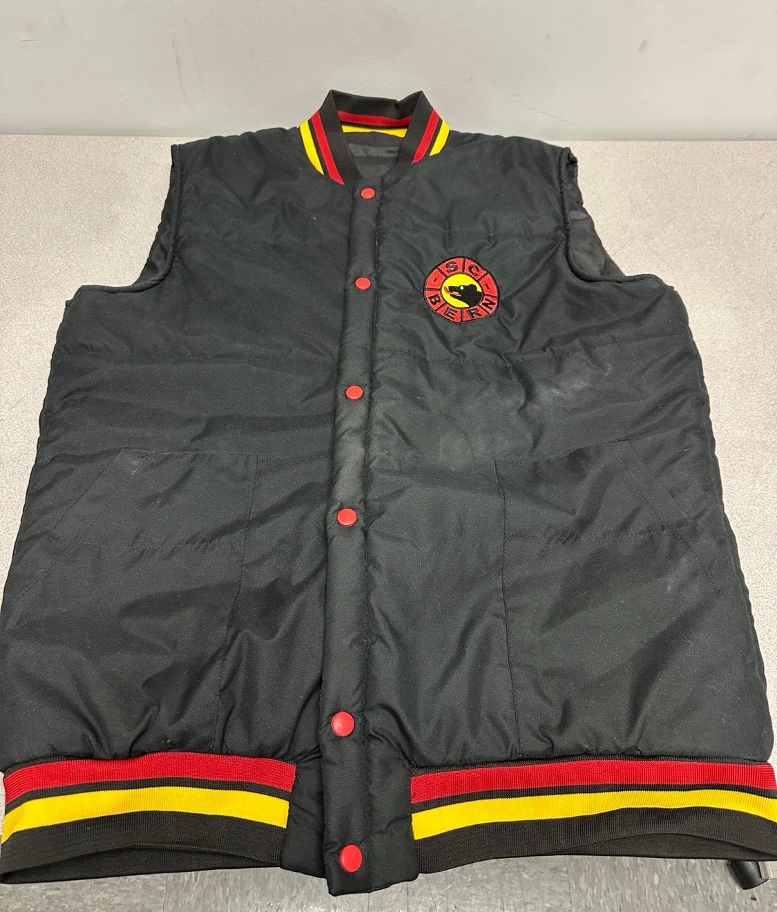 SC Bern Switzerland Vintage Rare Hockey vest XL