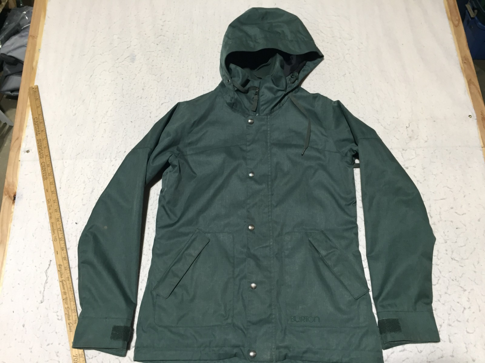Burton Dryride Ski Snowboard Jacket Womens M Medium Green Hooded Vents Pockets