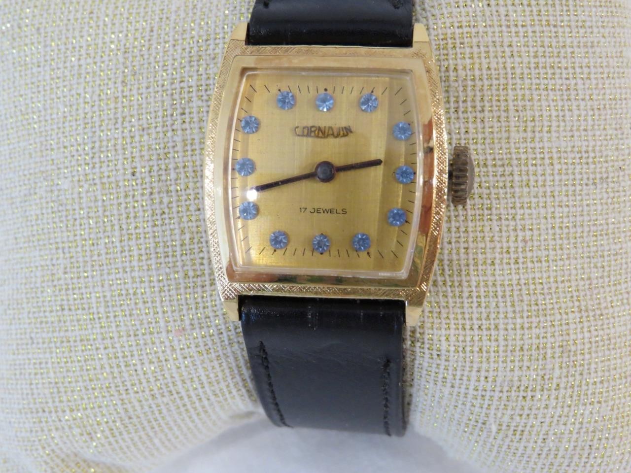 Men\'s Vintage CORNAVIN 17 Jewels Manual Wind Watch Leather Band Blue Crystals