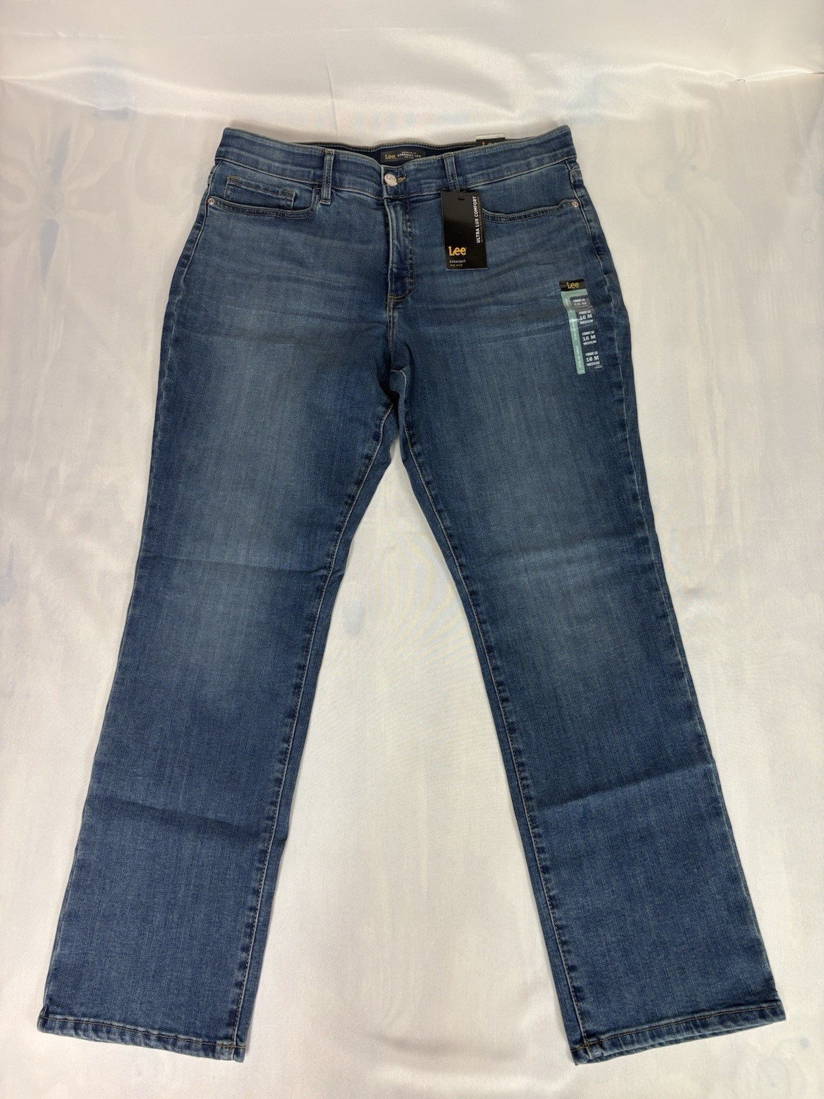 Lee NWT Flex Motion Jeans Women’s 16M Ultra Lux Comfort Straight Leg Blue Denim Lee NWT Flex Motion Jeans Women’s 16M Ultra Lux Comfort Straight Leg Blue Denim