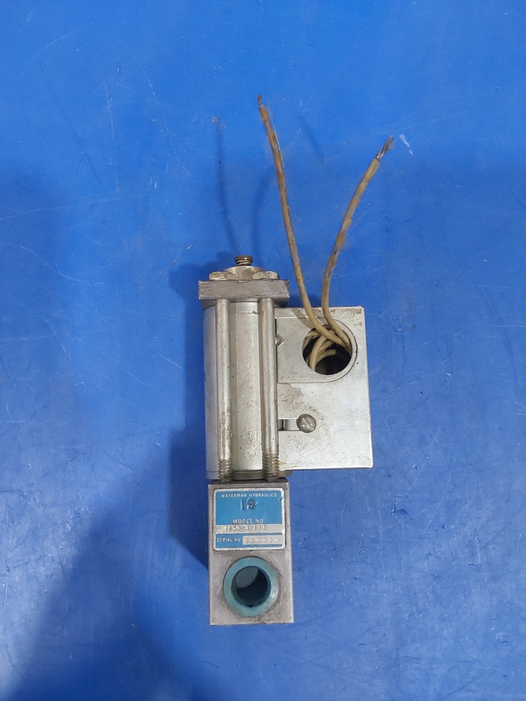 WATERMAN HYDRAULICS 1650-3-110 MARINE INDUSTRIAL HYDRAULIC SOLENOID VALVE WATERMAN HYDRAULICS 1650-3-110 MARINE INDUSTRIAL HYDRAULIC SOLENOID VALVE