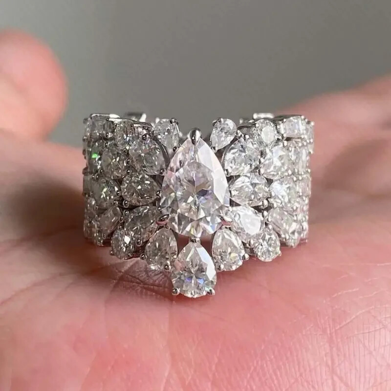 Elegant 925 Sterling Silver White Topaz Charms Wedding Engagement Ring Size 8
