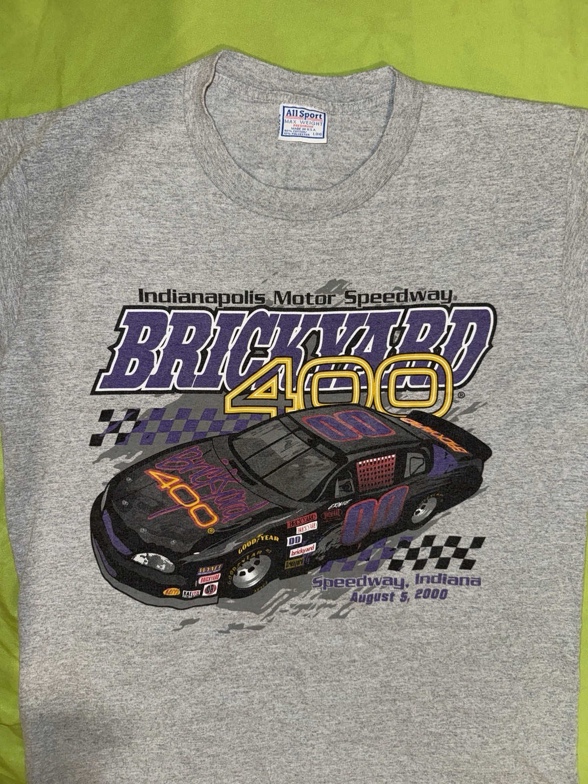 Vintage 2000 Nascar Brickyard 400 Racing Graphic Shirt Size Large (44)
