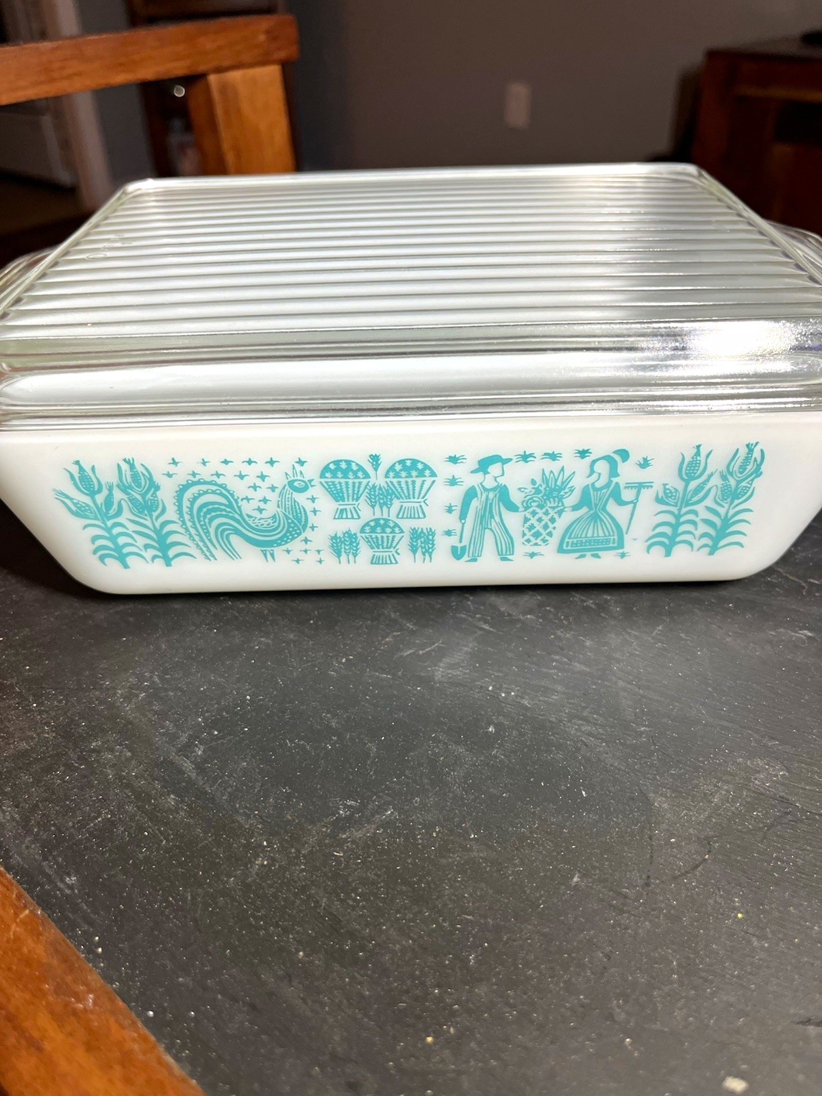 PYREX Amish Butterprint 503 1 1/2 QT White/Blue Glass Rectangle Casserole w/Lid PYREX Amish Butterprint 503 1 1/2 QT White/Blue Glass Rectangle Casserole w/Lid