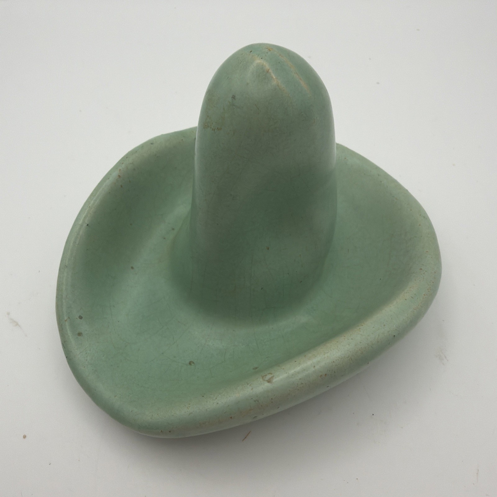 Vintage Bauer Pottery Ceramic Cowboy Hat Ashtray Jade Green Glaze 3.5\