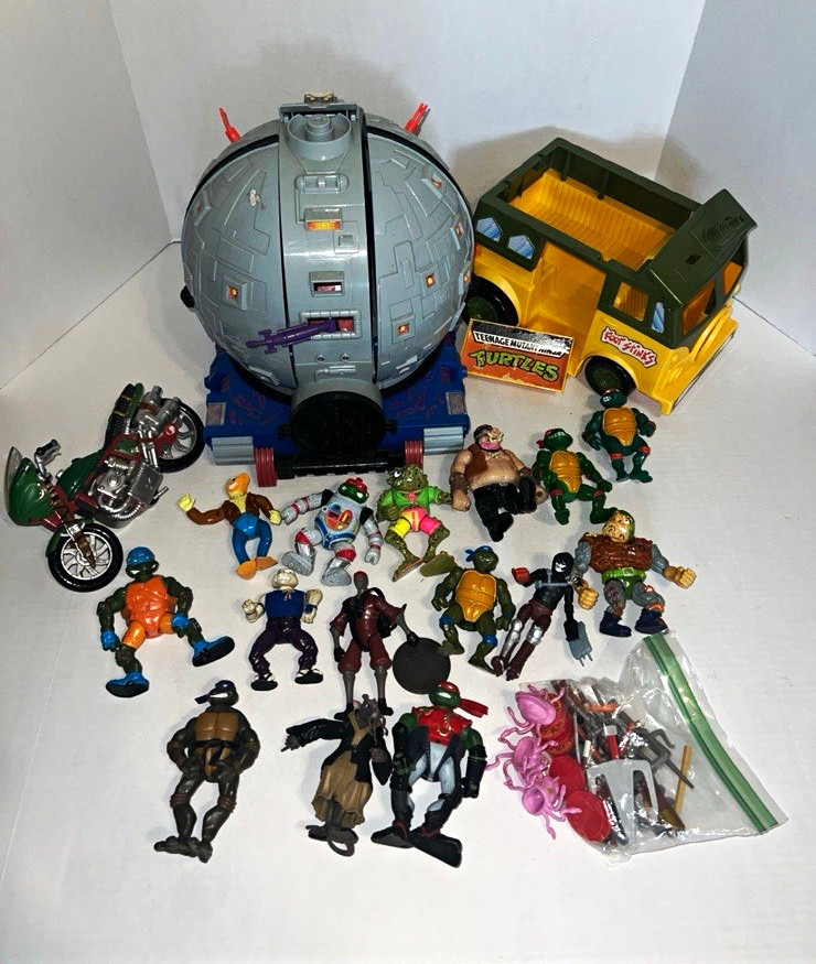 Teenage Mutant Ninja Turtles Figure Bundle Teenage Mutant Ninja Turtles Figure Bundle