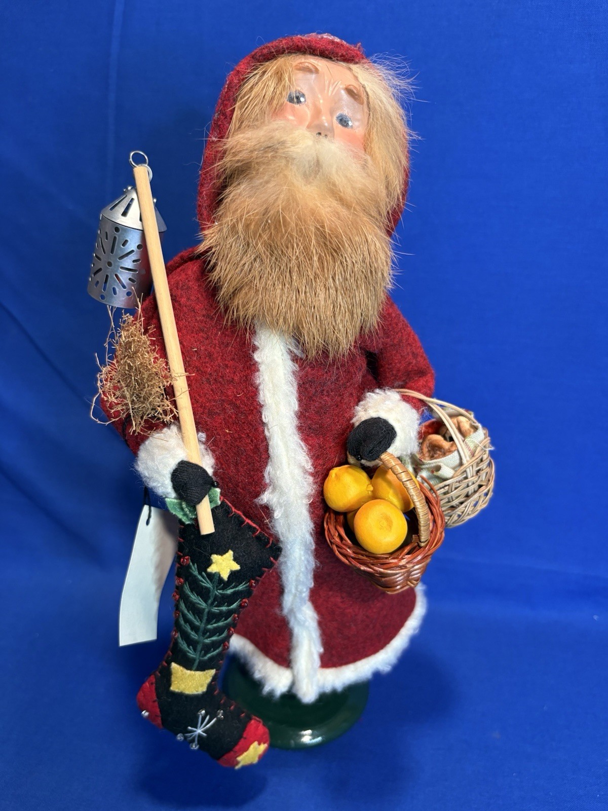 2008 Byer\'s Choice Carolers Dutch Santa Der Belsnickle Signed Joyce Byers W/ Tag 2008 Byer\'s Choice Carolers Dutch Santa Der Belsnickle Signed Joyce Byers W/ Tag