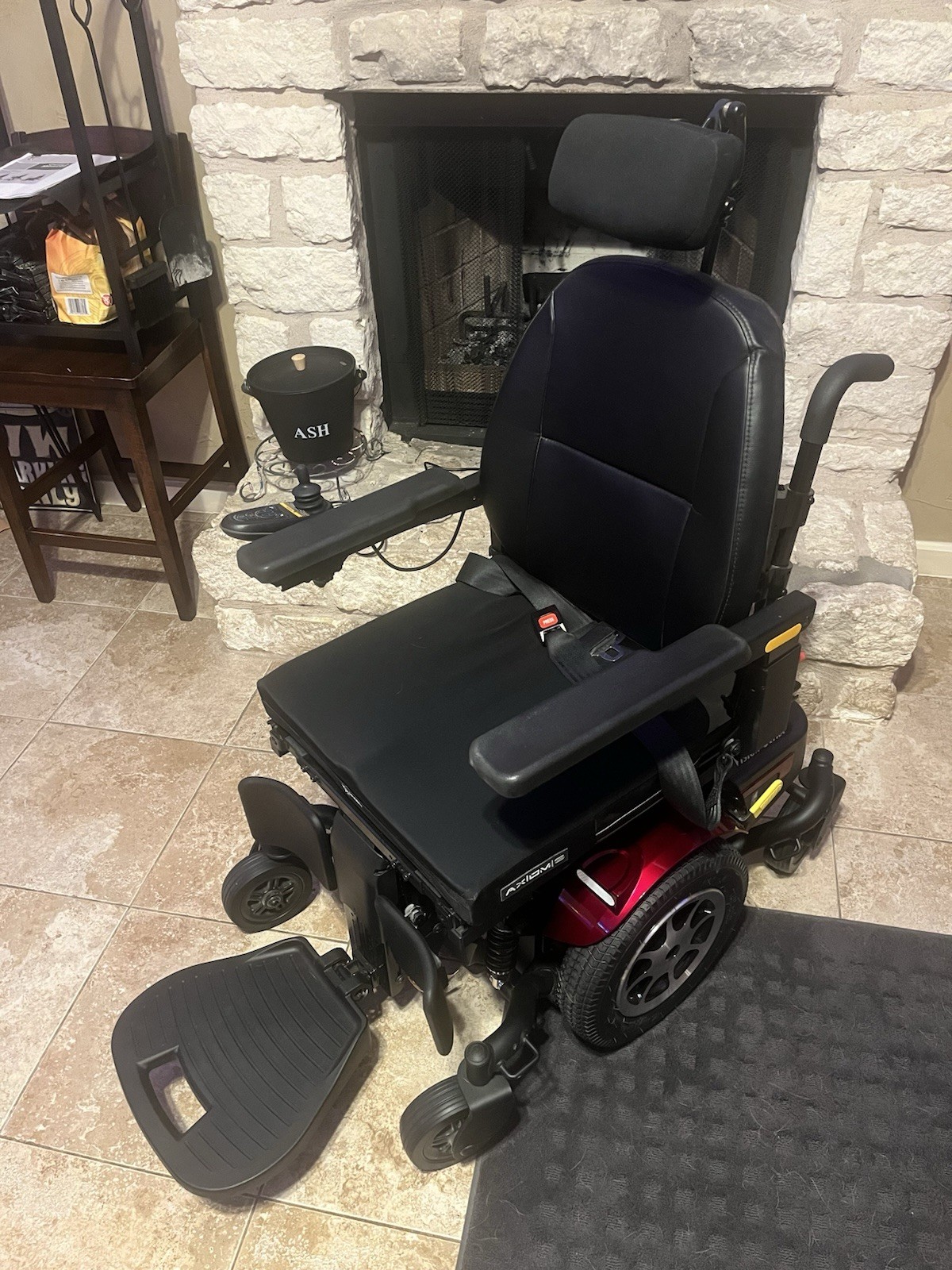 Vision Ultra Velocity Power Wheelchair Barely Used Vision Ultra Velocity Power Wheelchair Barely Used