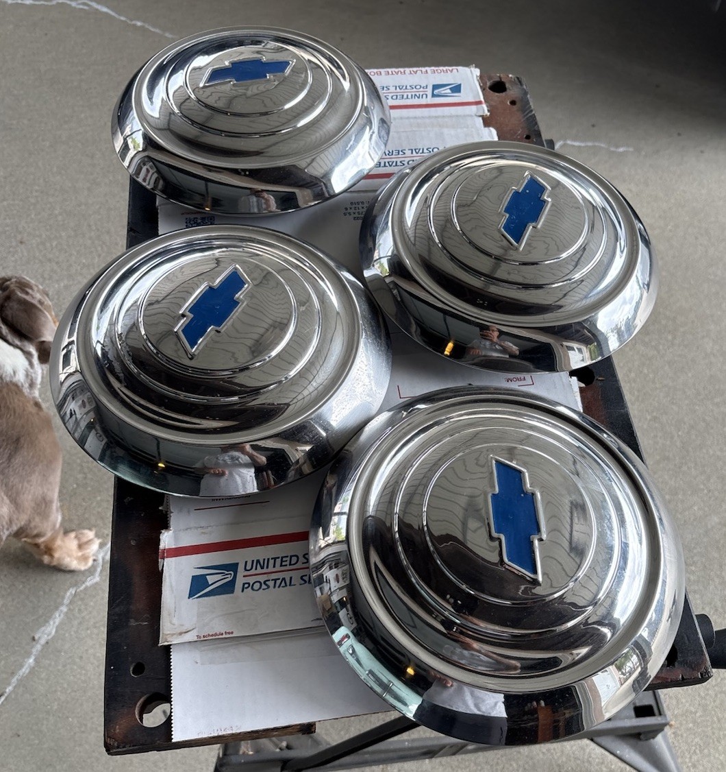 1951 1952 1953 CHEVY CAR BELAIR STYLELINE FLEETLINE HUBCAP CHROME # 51C-1130 1951 1952 1953 CHEVY CAR BELAIR STYLELINE FLEETLINE HUBCAP CHROME # 51C-1130