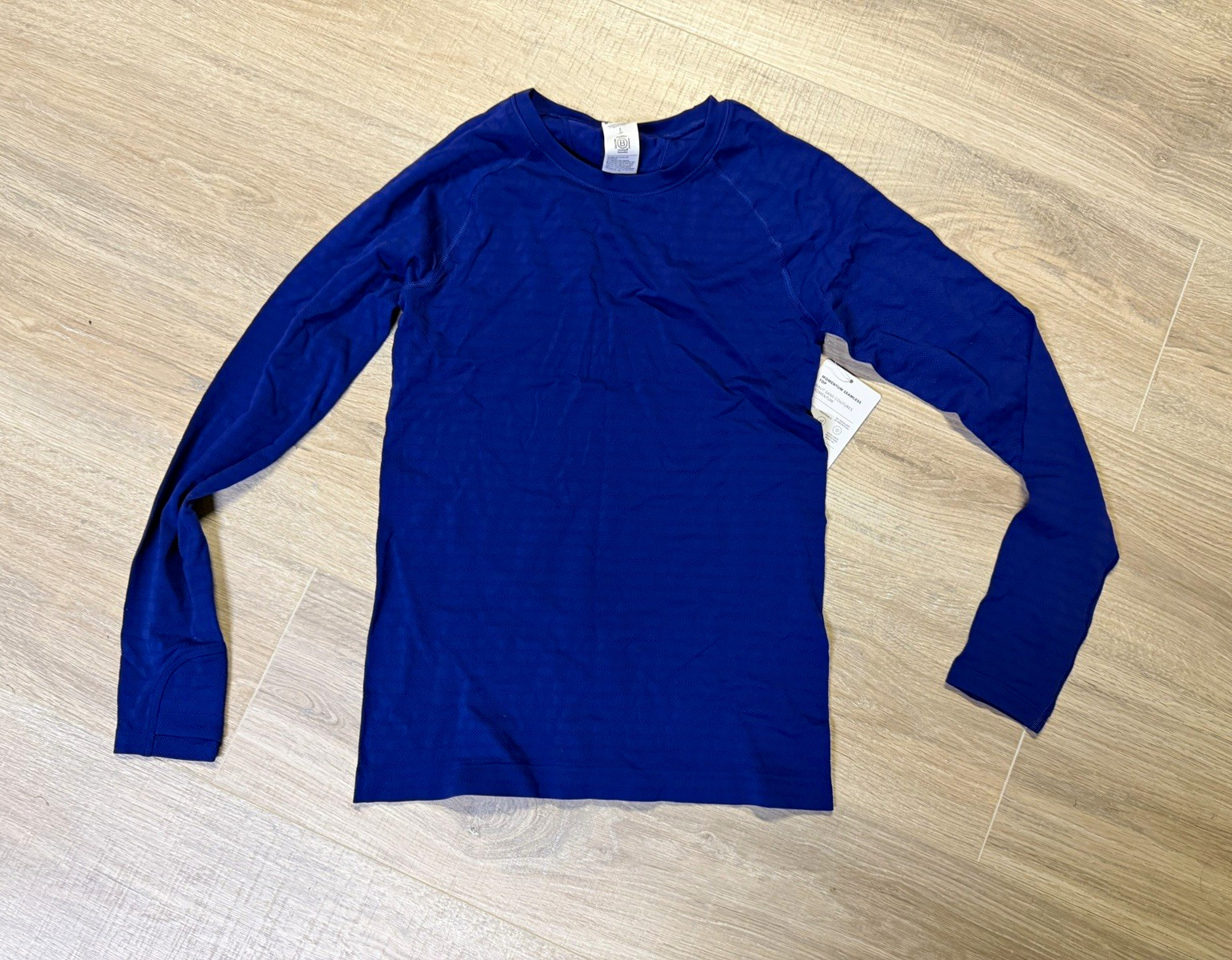 Athleta Momentum Seamless Women\'s S Blue Long Sleeve Crew Neck Yoga Top