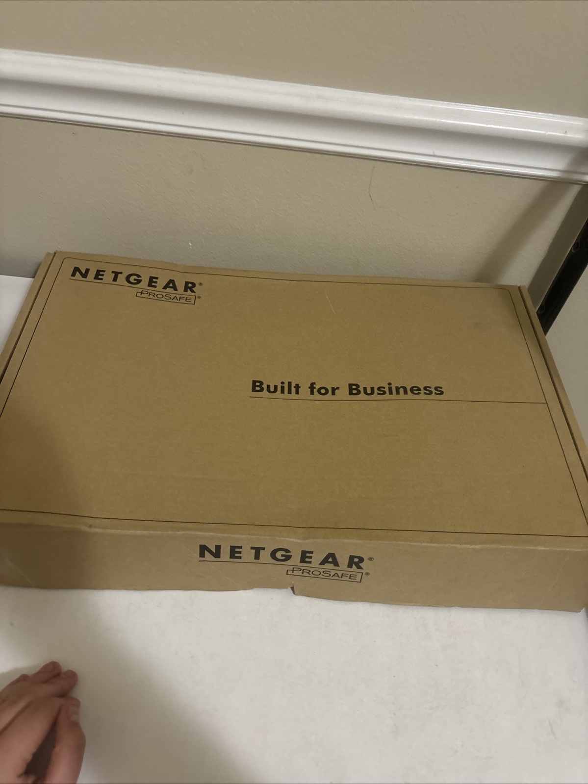 NetGear  (GSM7224P-100NES) 24-Ports Rack-Mountable Ethernet Switch